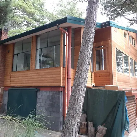 Rifugio Ariel Couette-café 3*